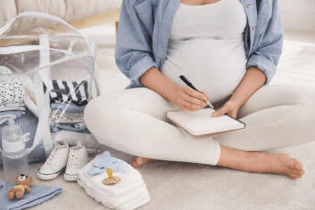 what to pack to a hospital and what to wear during labour